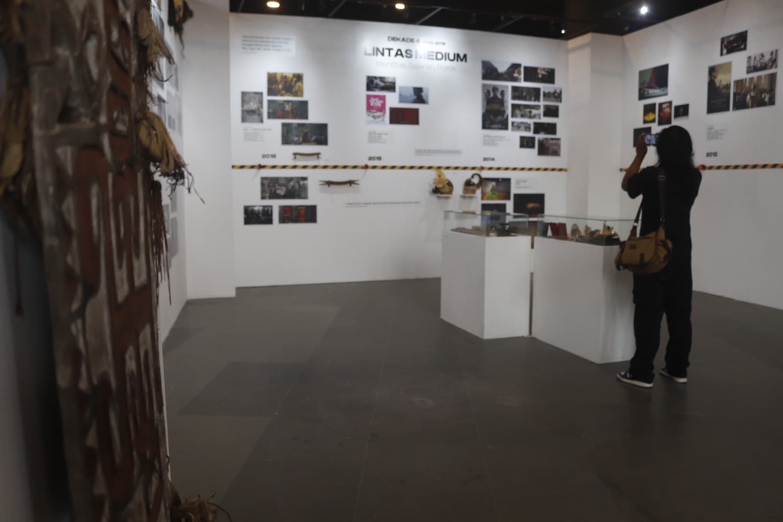Pameran ARCHIVEPELAGO: Jalan Persemaian Garin Nugroho digelar di GIK UGM pada 25 Juni–14 Juli 2026. Pameran ini menampilkan arsip perjalanan kreatif Garin selama 45 tahun sekaligus menjadi ruang belajar lintas generasi melalui karya, film, foto, dan artefak budaya. (dok. jogjabanget)