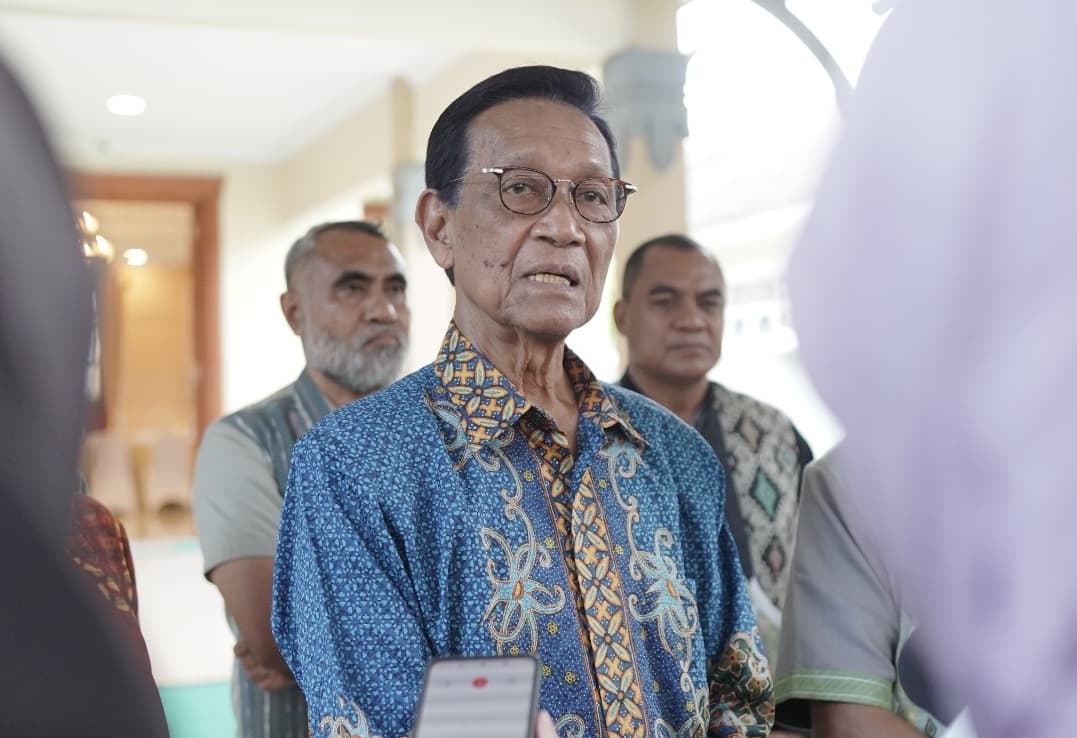 Gubernur DIY Sri Sultan Hamengku Buwono X mengecam keras kasus kekerasan anak di daycare ilegal Little Aresha. Ia memerintahkan penutupan seluruh daycare tak berizin serta penguatan pengawasan untuk mencegah kejadian serupa terulang. (dok. Pemda DIY)