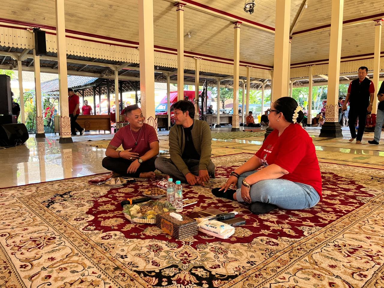 Pemkab Gunungkidul menggelar nonton bareng Moto3 untuk mendukung pembalap muda Veda Ega Pratama. Bupati Endah Subekti Kuntariningsih menyebut Veda sebagai kebanggaan daerah sekaligus inspirasi bagi generasi muda Gunungkidul. (dok. Pemkab GK)